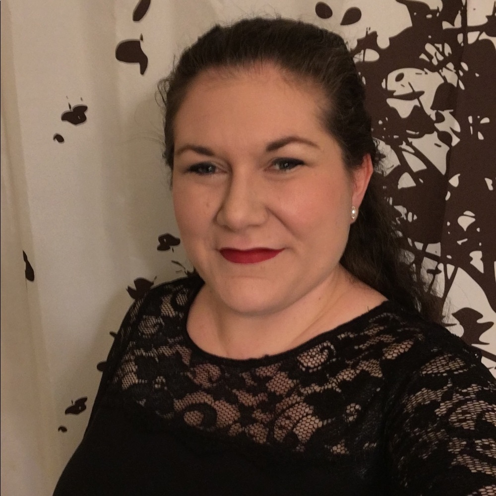 Meet your Posher, Katie